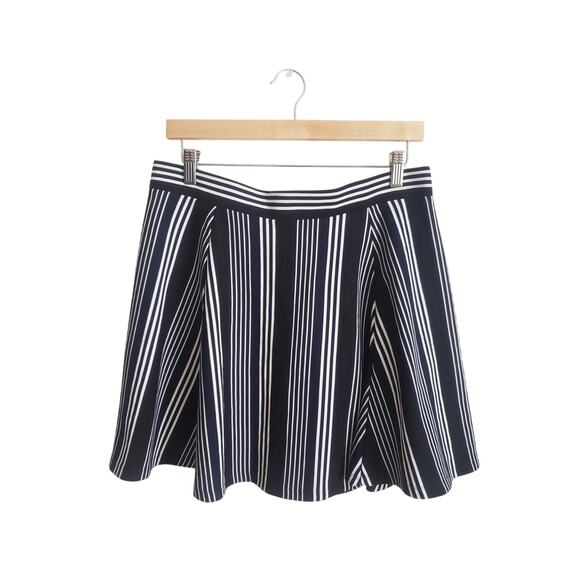 Divided H&M Striped Mini Skirt Blue/White Size Large - Picture 1 of 7